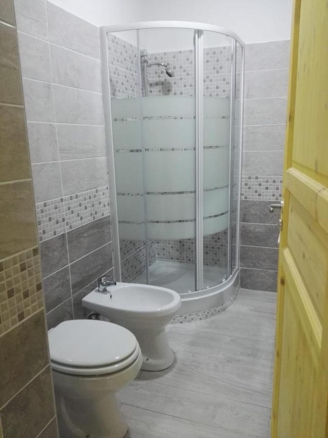Villa Miriam موندراغوني المظهر الخارجي الصورة