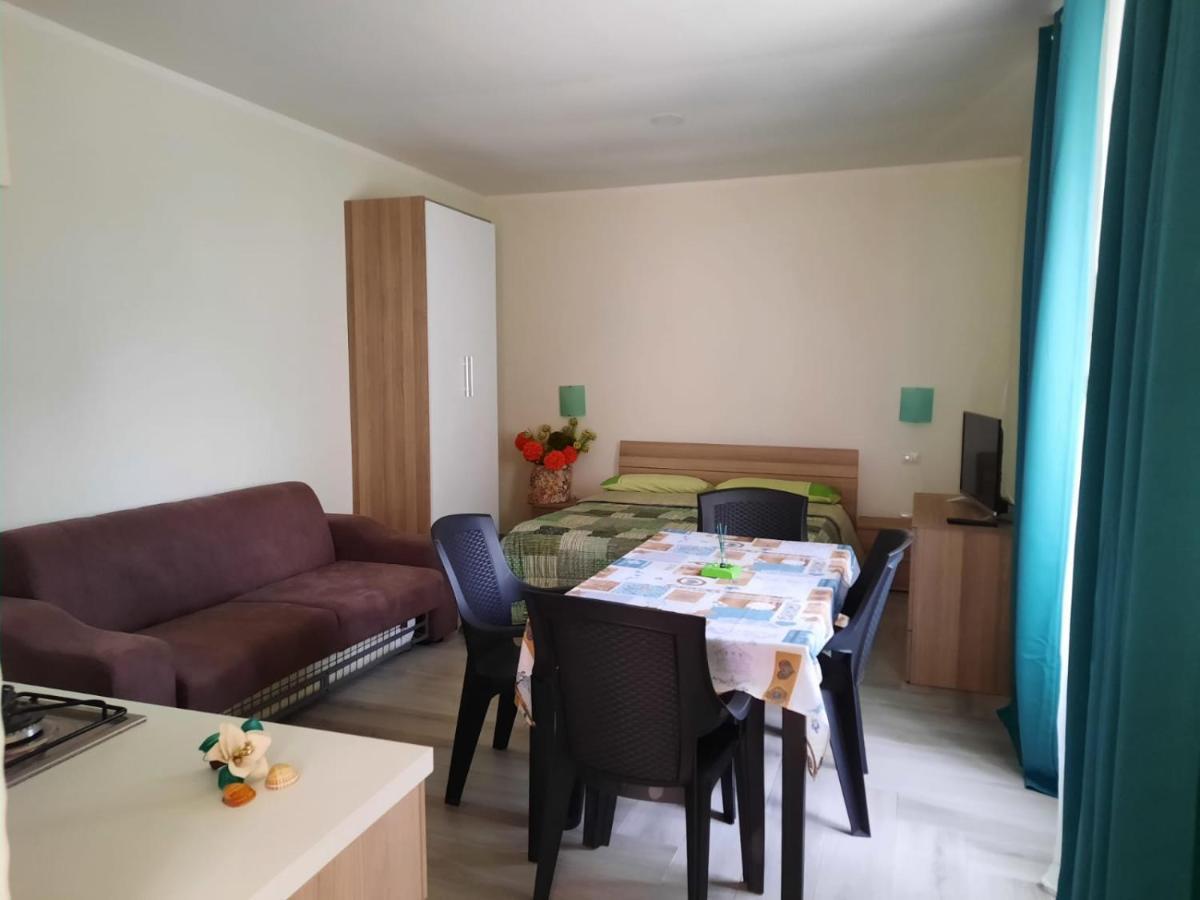 Villa Miriam موندراغوني المظهر الخارجي الصورة